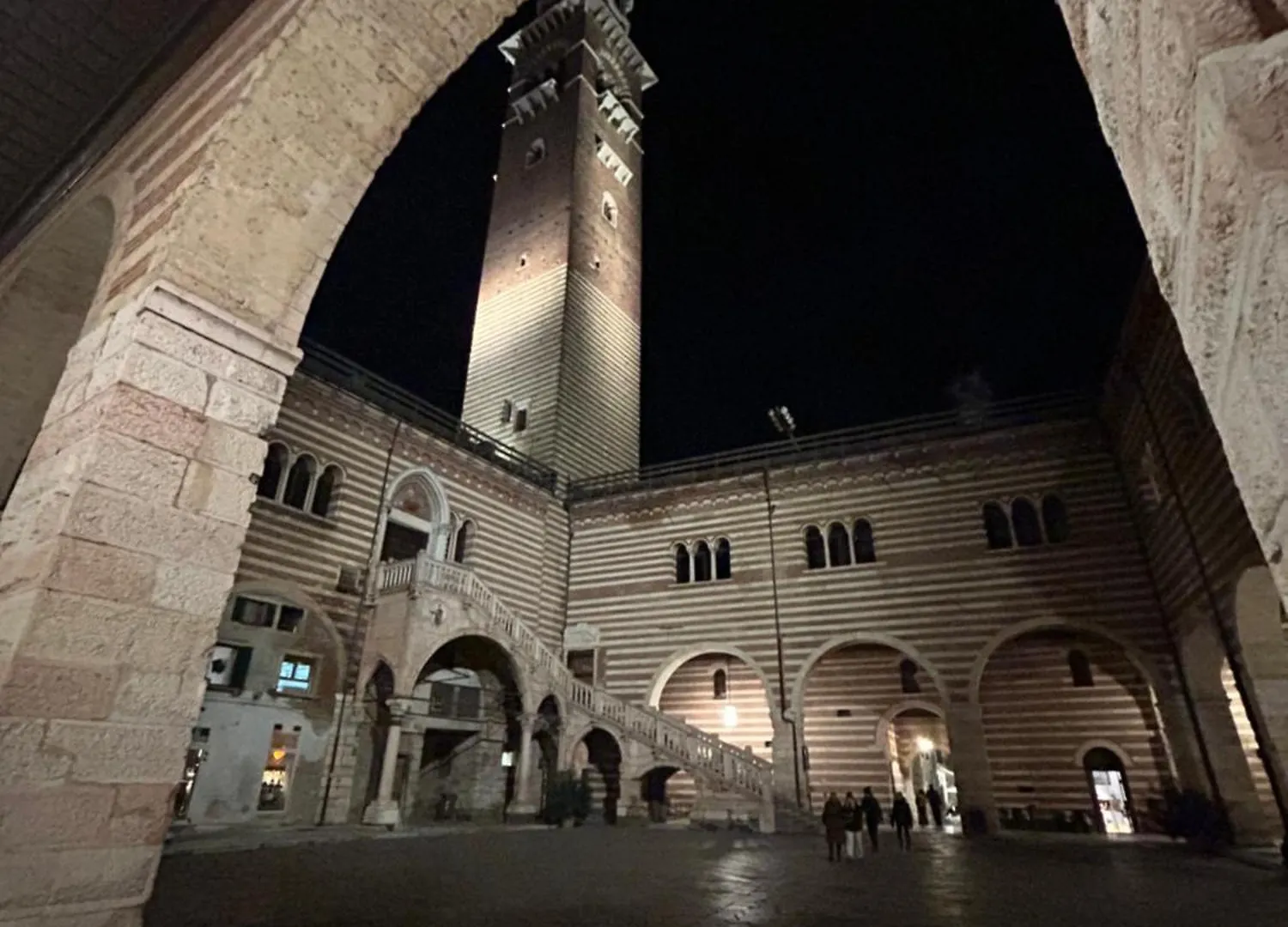 Titaetoile Daire Verona 0*,